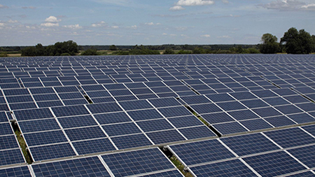 Caméras thermiques IRCamSystems pour la protection d'un parc solaire en Espagne